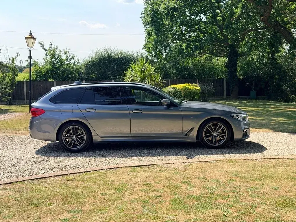 Used BMW 520 M Sport 2017 Blue Estate
