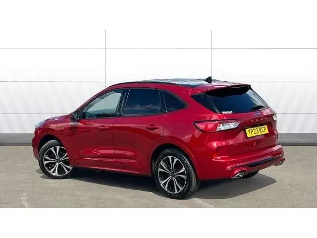 Używany Ford Kuga ST-Line X 225 KM (165 kW) 2023 SUV