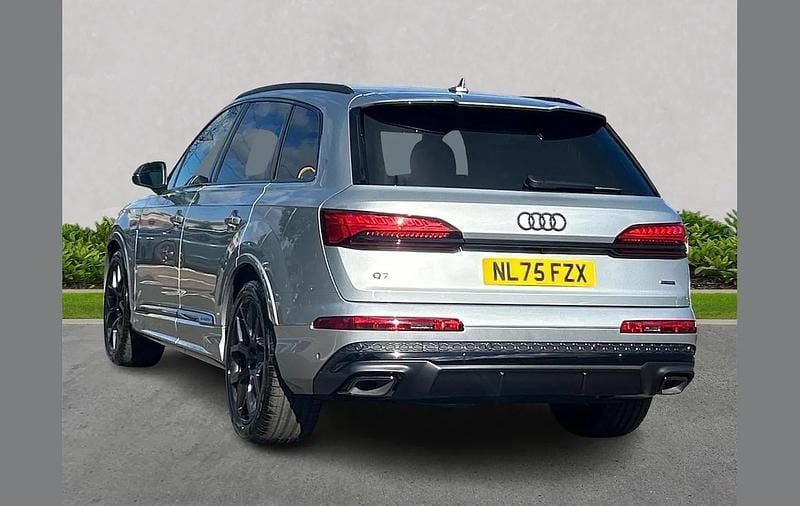 Used Audi Q7 Black Edition 340 HP (250 kW) 2025 Silver SUV
