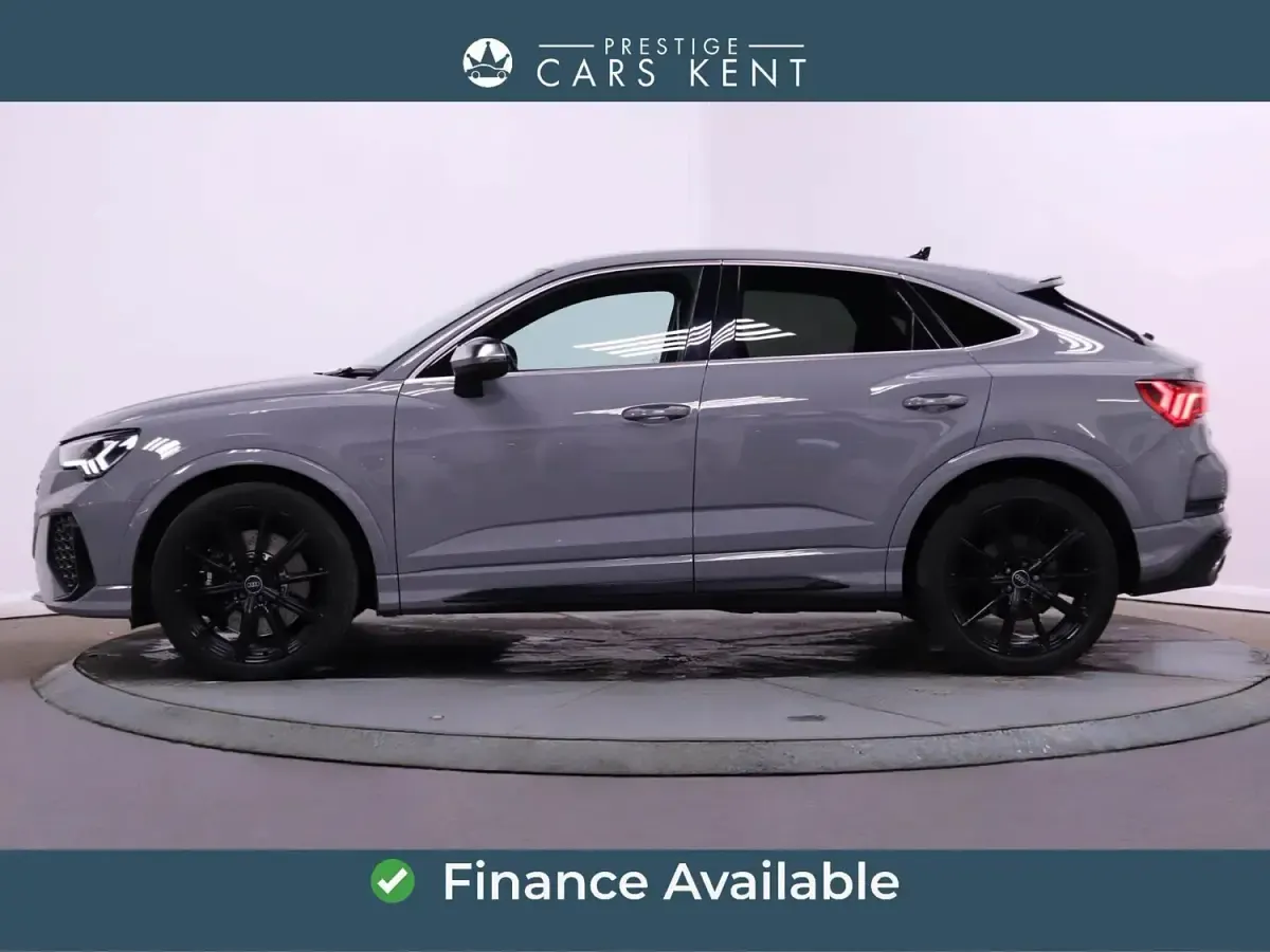 Usado Audi RS Q3 Sportback Advanced 400 CV (294 kW) 2022 Gris SUV