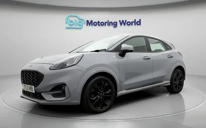 Käytetty Ford Puma ST-Line 125 HP (91 kW) 2020 Harmaa Katumaasturi