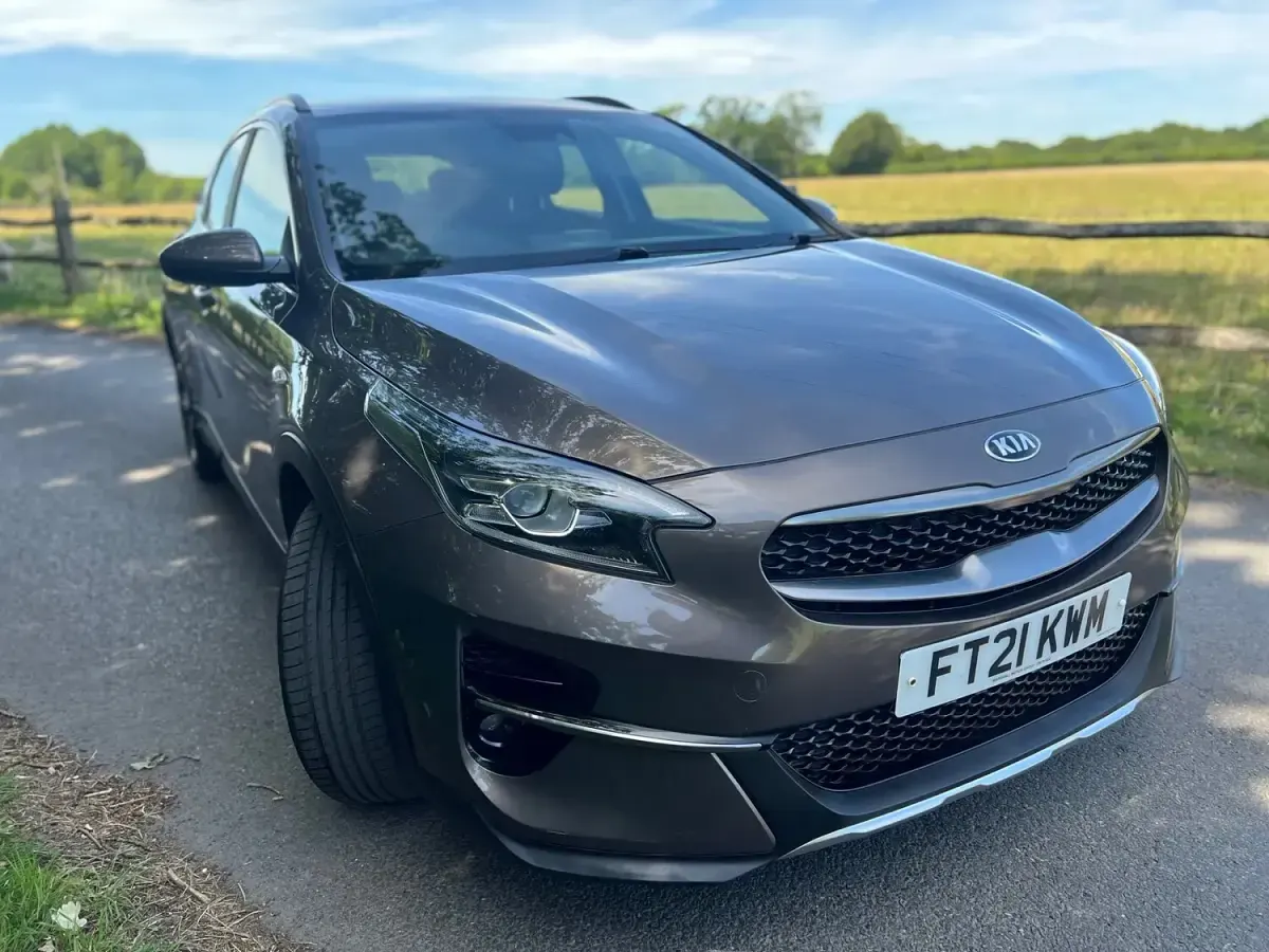 Used Kia XCeed 120 HP (88 kW) 2021 Brown SUV