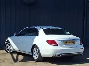 Used Mercedes E220 SE 194 HP (142 kW) 2016 White Sedan