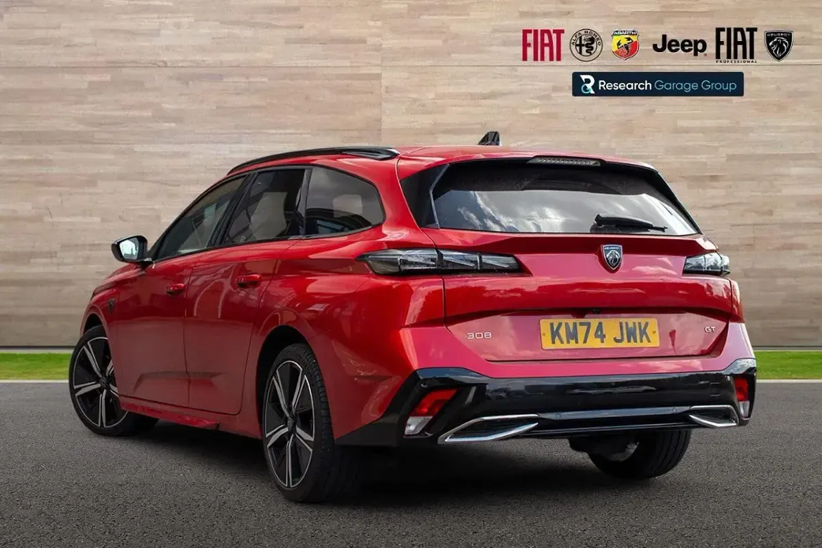 Used Peugeot 308 SW GT 129 HP (94 kW) 2024 Red Estate