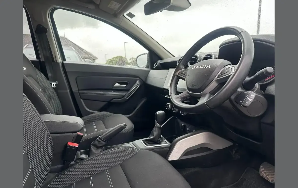 Used Dacia Duster Journey 150 HP (110 kW) 2023 Green SUV