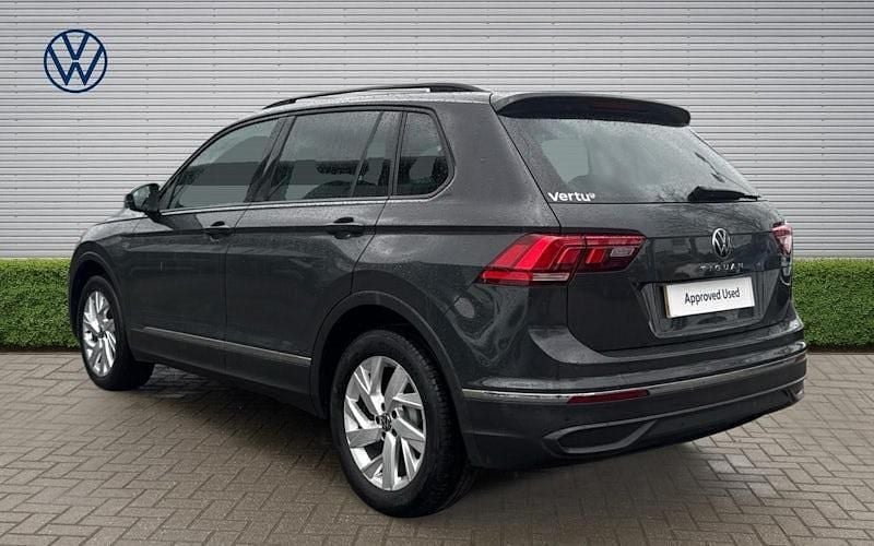Used VW Tiguan Life 150 HP (110 kW) 2022 Grey SUV