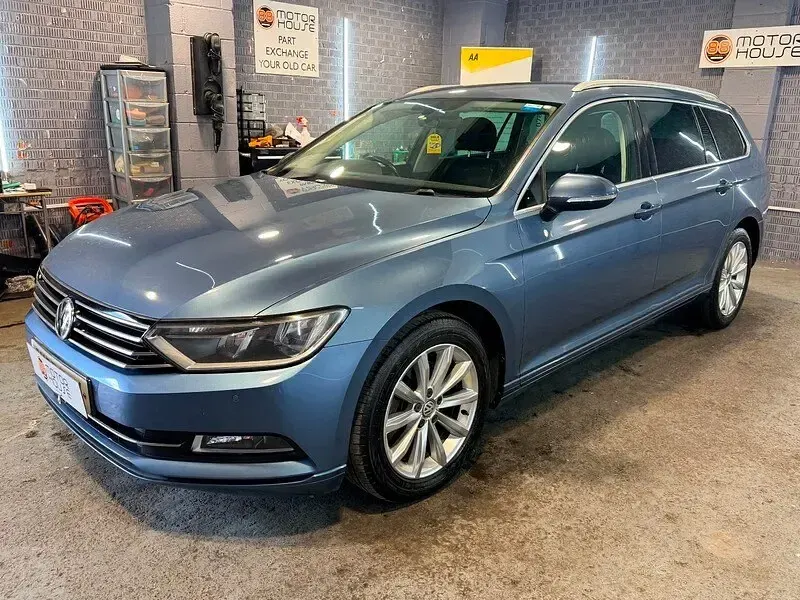 Used VW Passat Business 150 HP (110 kW) 2017 Blue Estate