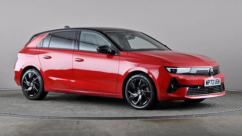 Used Vauxhall Astra GS Line 180 HP (132 kW) 2022 Red Hatchback