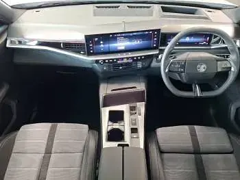 Used Vauxhall Grandland X Ultimate 136 HP (100 kW) 2025 Grey SUV