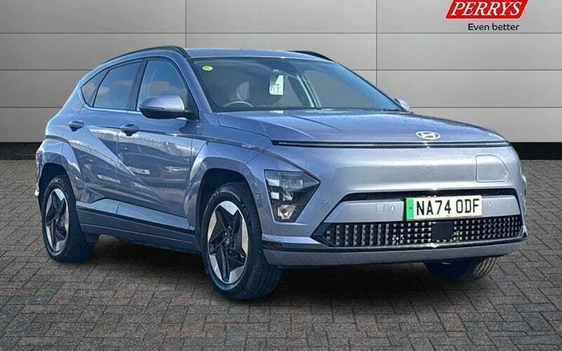 Used 2026 Hyundai Kona Advanced SUV | £24,300 (Good price) - Image 1/4