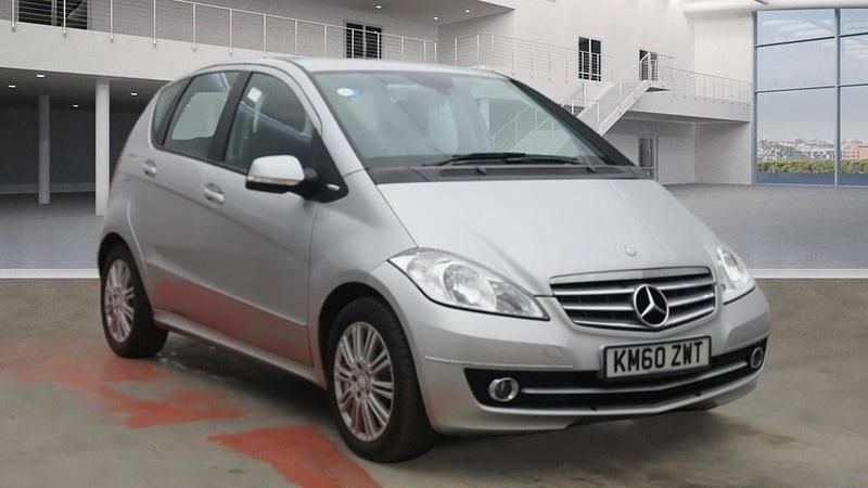 Silver Used 2011 Mercedes A160 Elegance Hatchback | £4,690 (Fair price) - Image 1/4