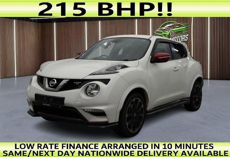 White Used 2015 Nissan Juke Nismo RS SUV | £6,970 (Fair price) - Image 1/4