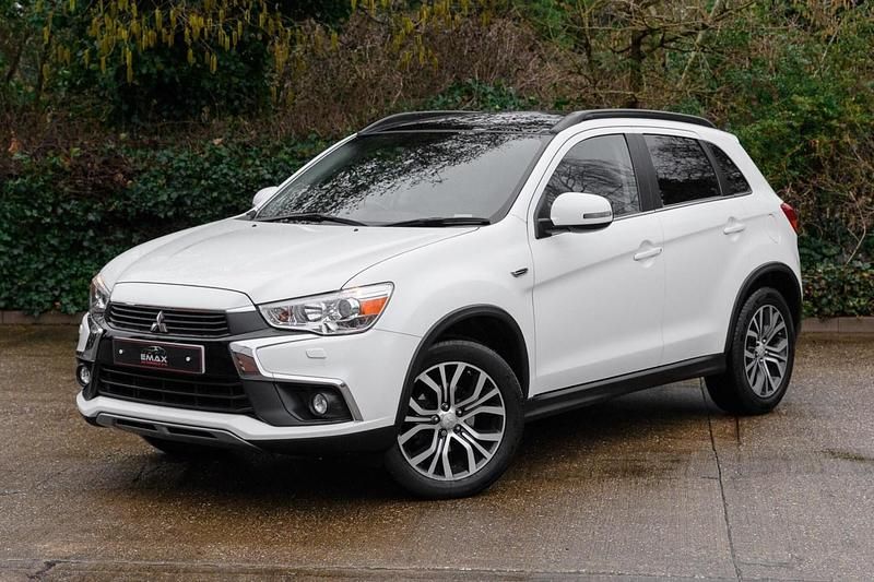 Used Mitsubishi ASX 2016 White SUV