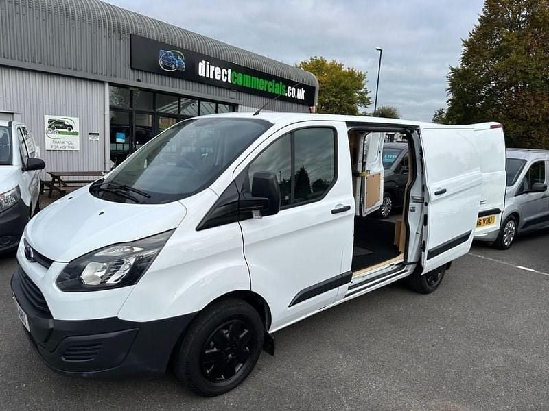 White Used 2016 Ford Transit Custom Van | £9,995 (Good price) - Image 1/3