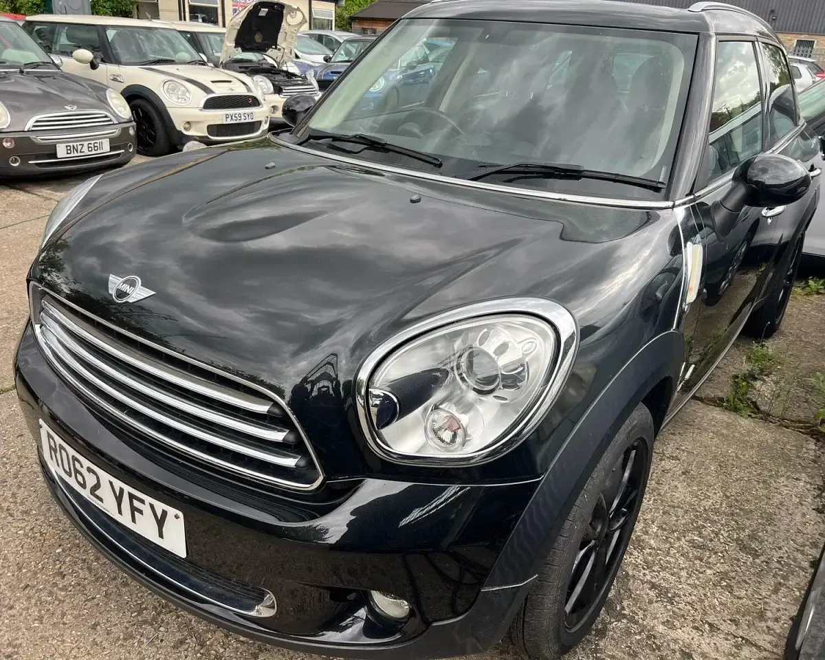 Used Mini Cooper D 112 HP (82 kW) 2012 Black Hatchback