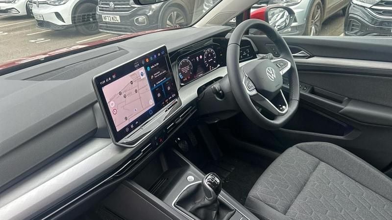 New VW Golf VIII Match 115 HP (84 kW) 2025 Kings red premium metallic Hatchback