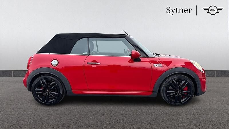Used Mini John Cooper Works 231 HP (169 kW) 2017 Red Hatchback