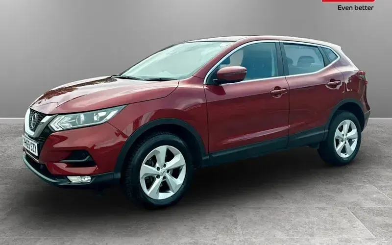 Used Nissan Qashqai Acenta Premium 116 HP (85 kW) 2019 Red SUV
