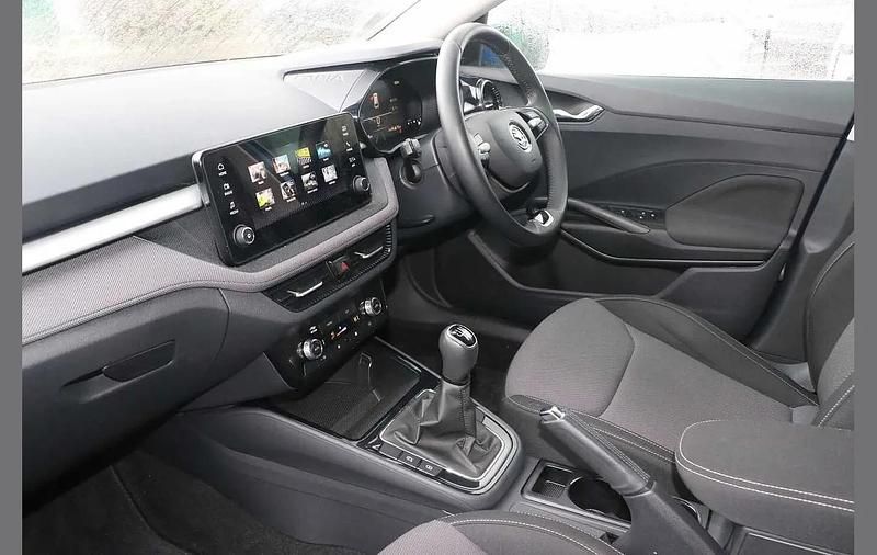 Used Skoda Fabia SE 113 HP (83 kW) 2024 Race blue metallic Hatchback