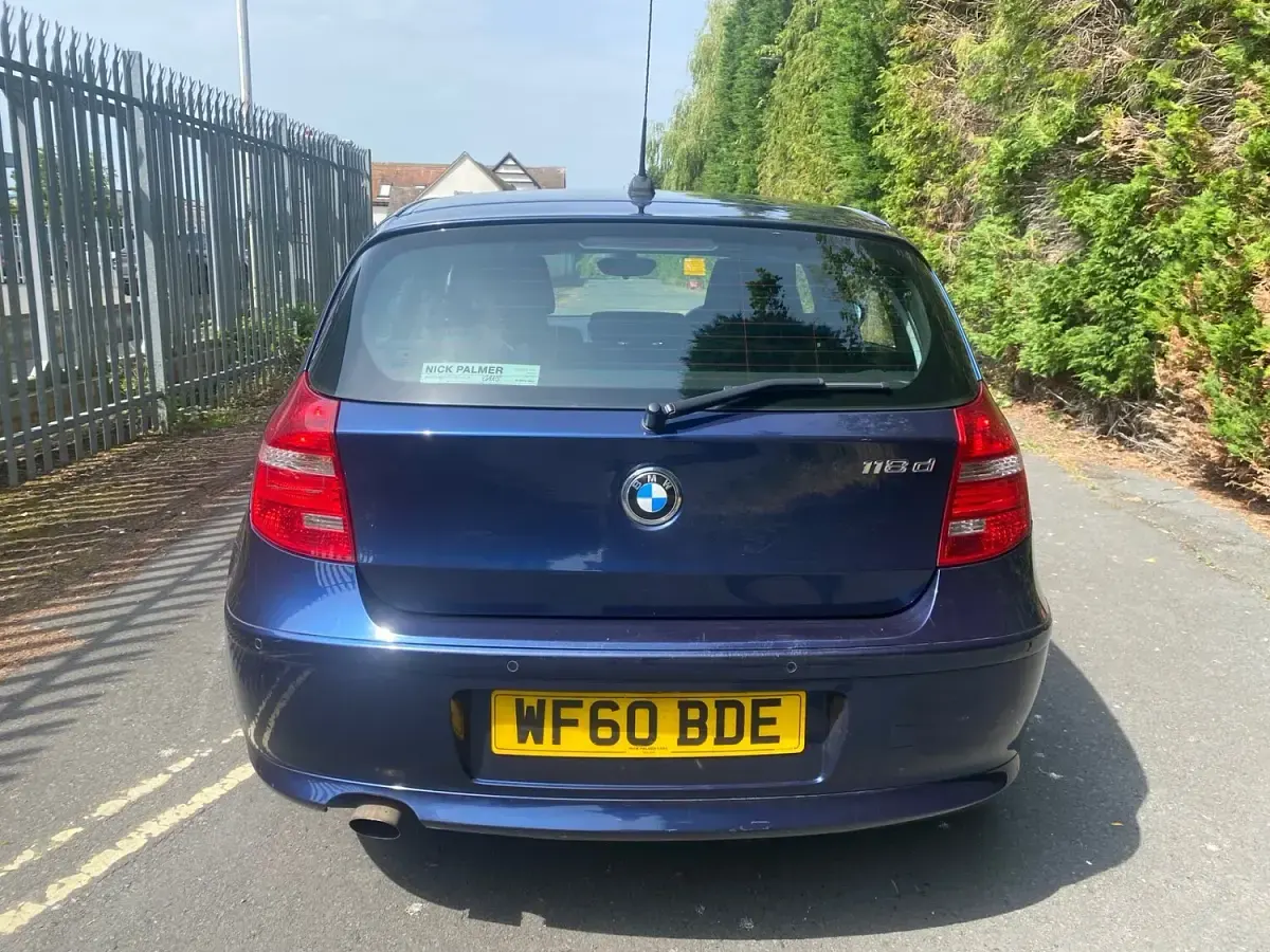 Used BMW 118 Sport Line 2010 Blue Hatchback