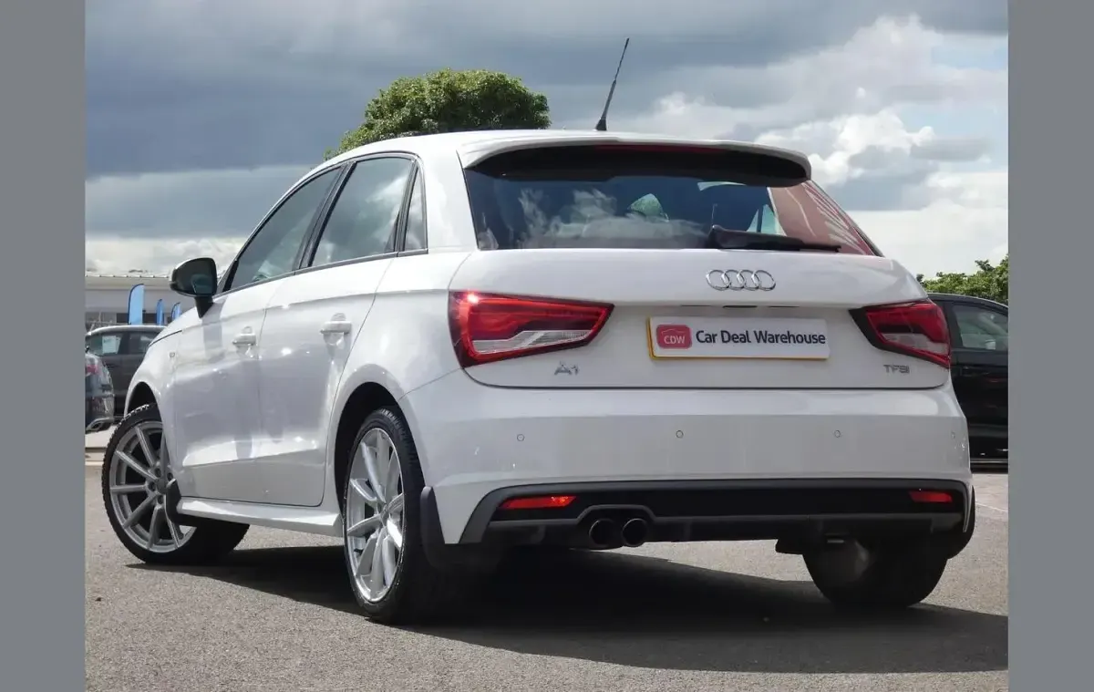 Used Audi A1 S-Line 123 HP (90 kW) 2017 White Hatchback