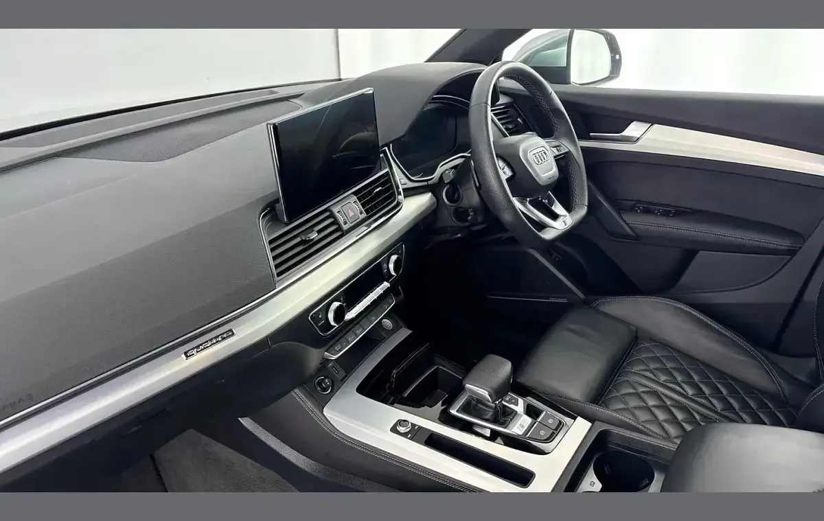 Begagnad Audi SQ5 Comfort 341 HK (250 kW) 2023 Svart SUV