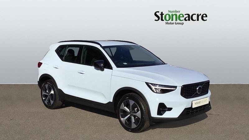 Blue New 2025 Volvo XC40 Plus SUV | £36,000 (Good price) - Image 1/4
