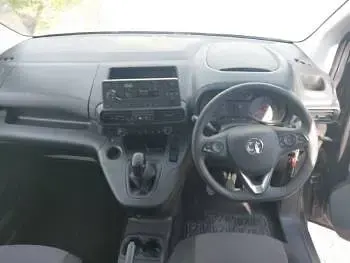 Used Vauxhall Combo Sportive 100 HP (73 kW) 2020 Grey MPV