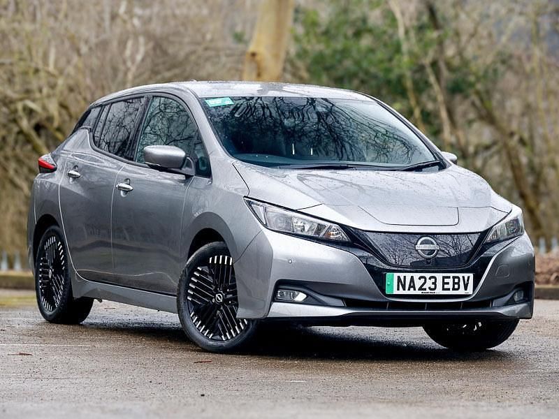Used Nissan Leaf N-Connecta 110 kW (150 HP) 2023 Grey Hatchback