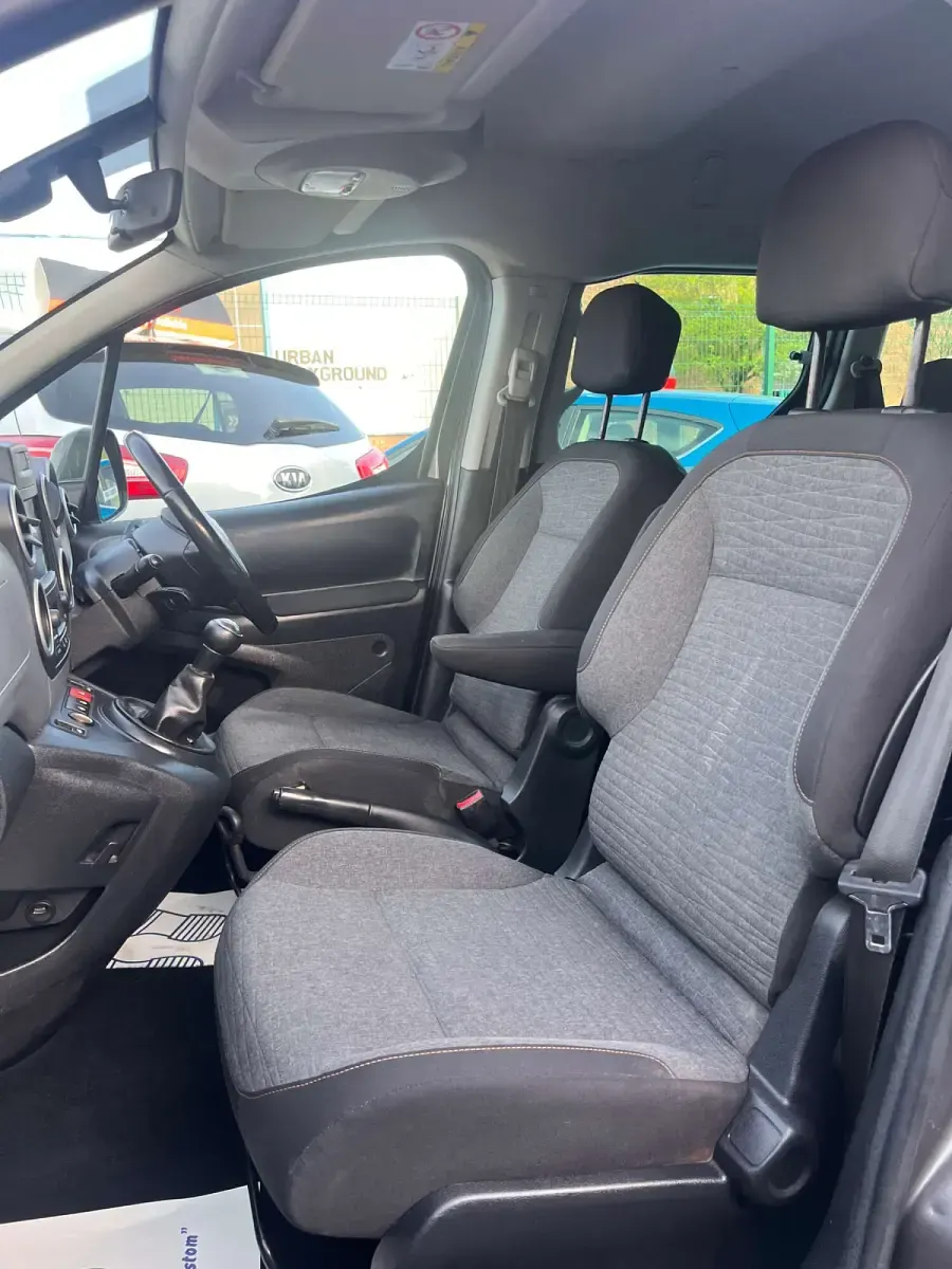 Used Citroën Berlingo Flair 110 HP (80 kW) 2018 Grey MPV