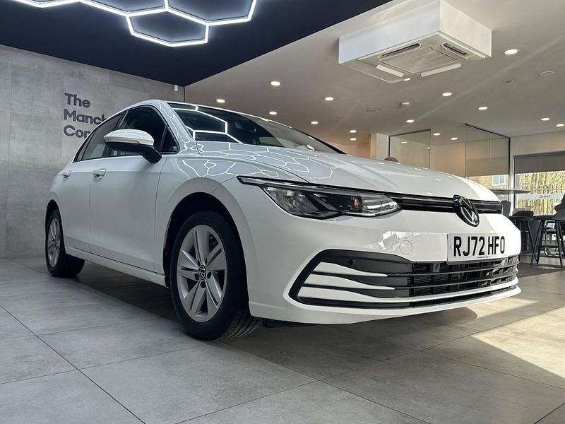 Used VW Golf VIII Life 150 HP (110 kW) 2022 White Hatchback