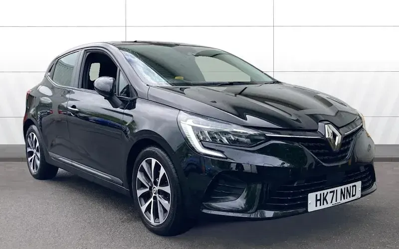 Used Renault Clio Iconic 90 HP (66 kW) 2022 Hatchback