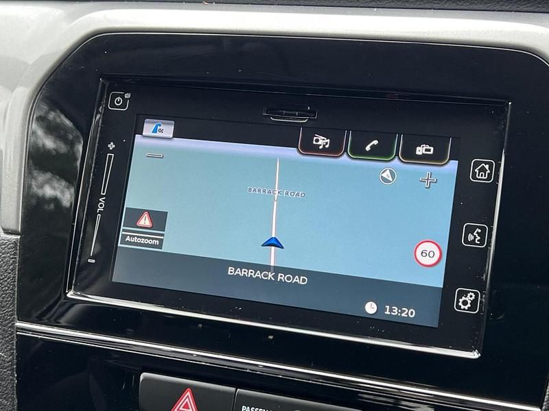 Used Suzuki Vitara SZ-T 120 HP (88 kW) 2018 White SUV