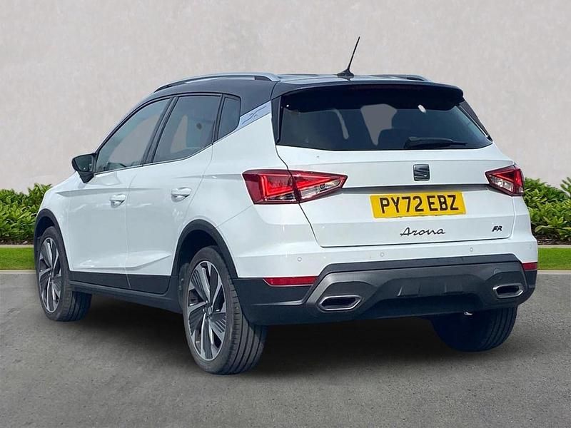 Used Seat Arona FR 110 HP (80 kW) 2023 White SUV