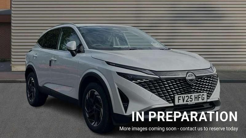White New 2025 Nissan Qashqai N-Connecta SUV | £24,250 - Image 1/4