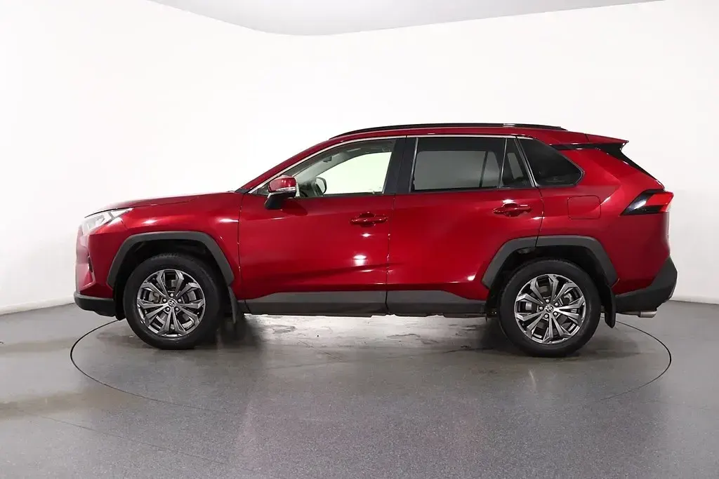 Second-hand Toyota RAV4 Hybrid Design 2022 Roșu SUV