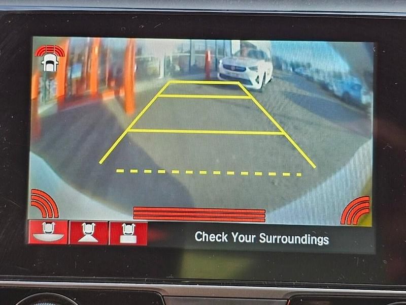 Used Honda Civic Sport 182 HP (133 kW) 2017 White Hatchback