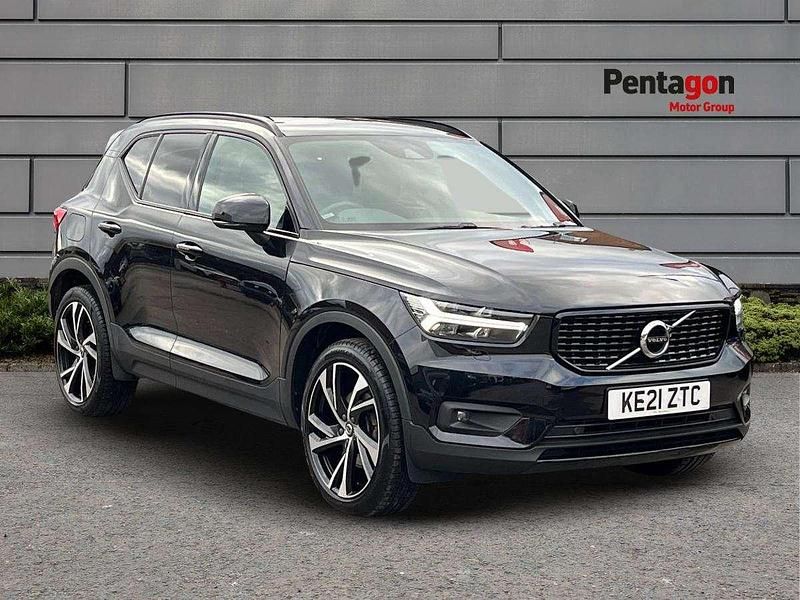 Black Used 2021 Volvo XC40 R-Design Pro SUV | £23,995 (Good price) - Image 1/4