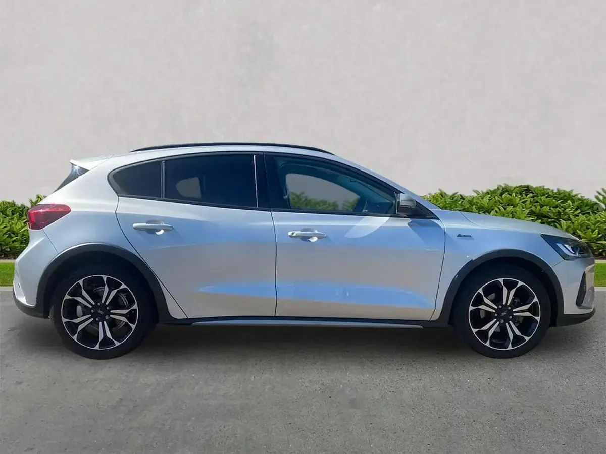 Used Ford Focus Active 2023 Silver Hatchback