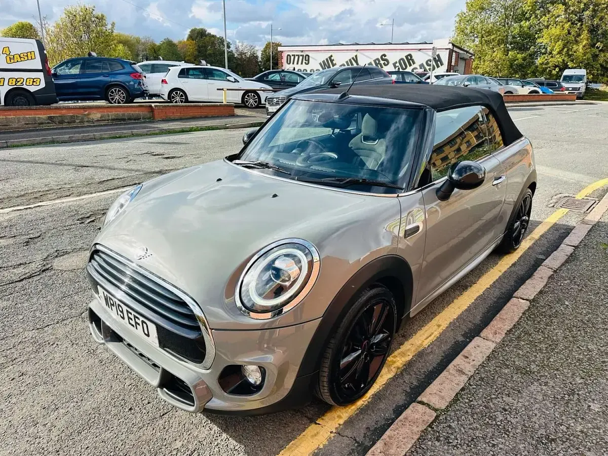Used Mini Cooper Cabriolet Sport 134 HP (98 kW) 2019 Grey Cabriolet