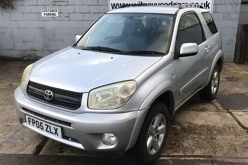 Used 2005 Toyota RAV4 Hatchback | £3,995 (Fair price) - Image 1/1