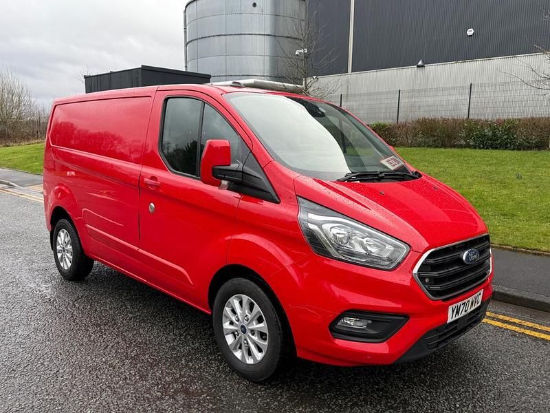 Used Ford Transit Custom Limited 130 HP (95 kW) 2021 Red Van