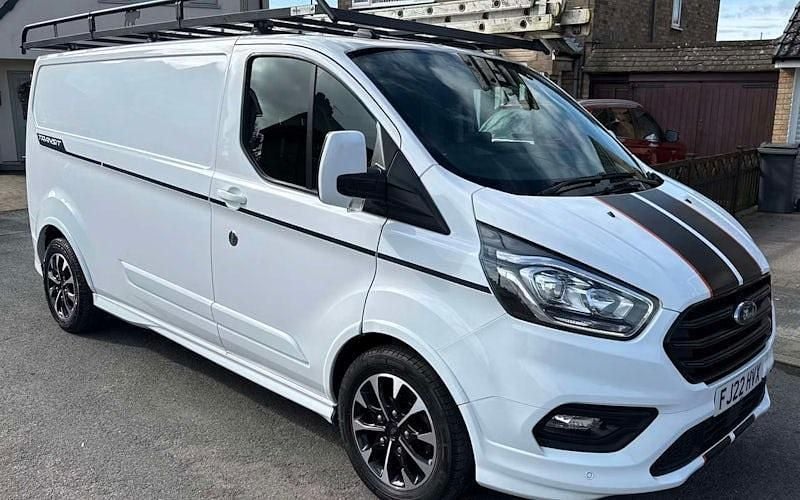 Used Ford Transit Custom Sport 185 HP (136 kW) 2021 Van