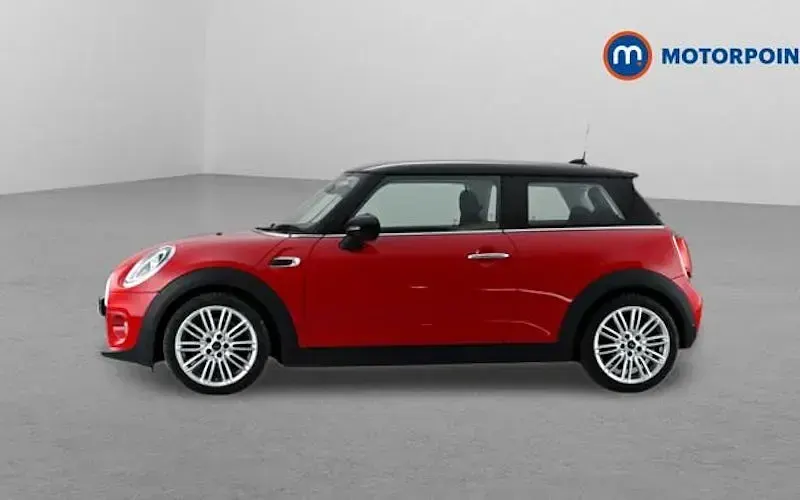 Usado Mini Cooper Hatch 136 HP (100 kW) 2018 Vermelho Citadino