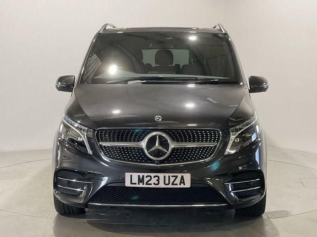 Used Mercedes V300 AMG line 237 HP (174 kW) 2023 Grey MPV