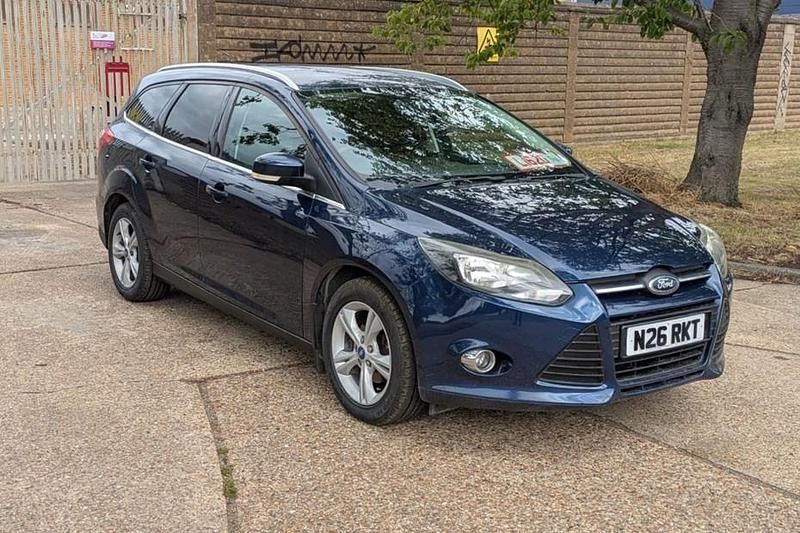 Blue Used 2012 Ford Focus Zetec Estate | £2,999 (Good price) - Image 1/1