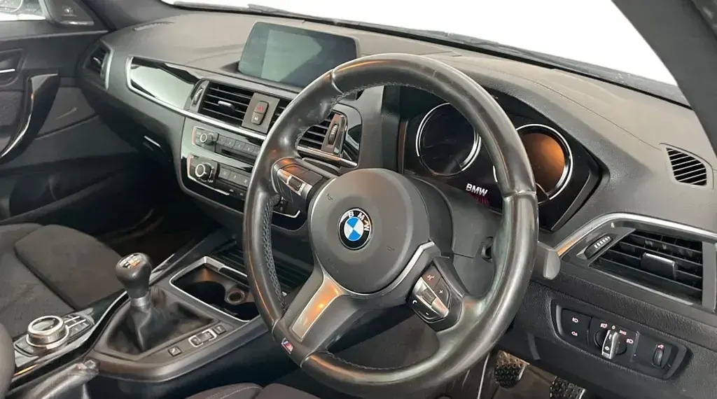 Used BMW 220 M Sport 2018 White Coupe