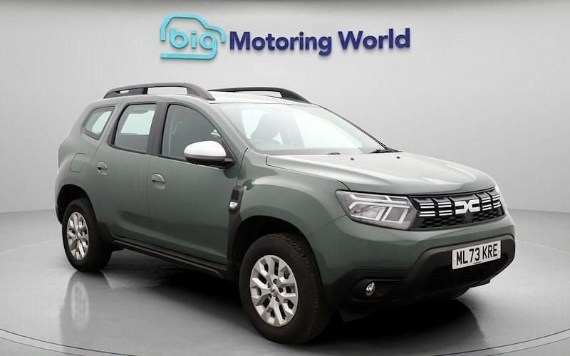 Green Used 2023 Dacia Duster Expression Estate | £14,400 (Fair price) - Image 1/4
