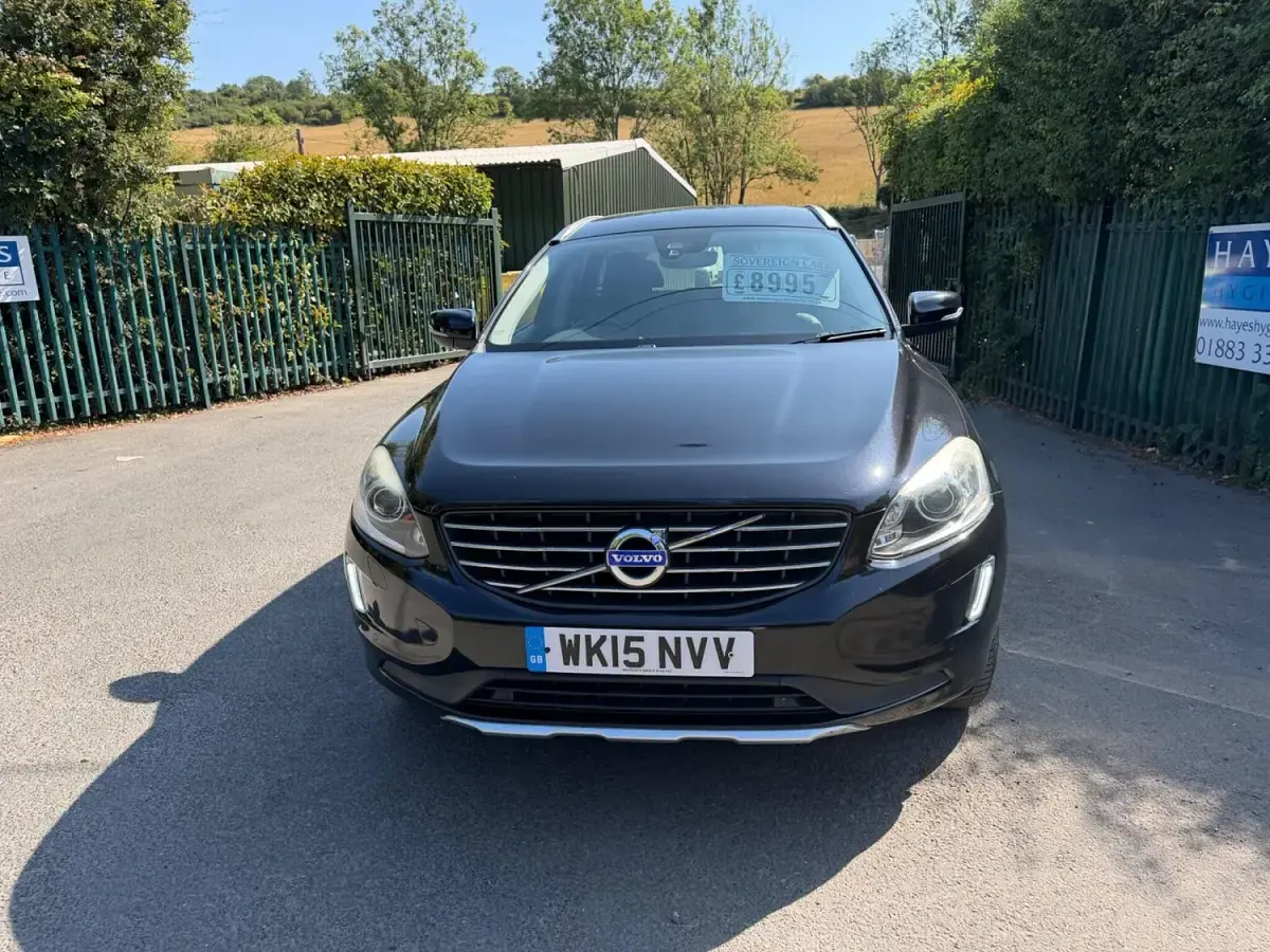 Used Volvo XC60 SE Lux 215 HP (158 kW) 2015 Black SUV