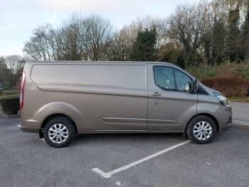 Used Ford Transit Custom Limited 130 HP (95 kW) 2022 Silver Van